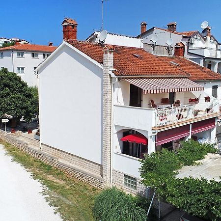Apartment Sambris No 1 弗尔萨尔 外观 照片