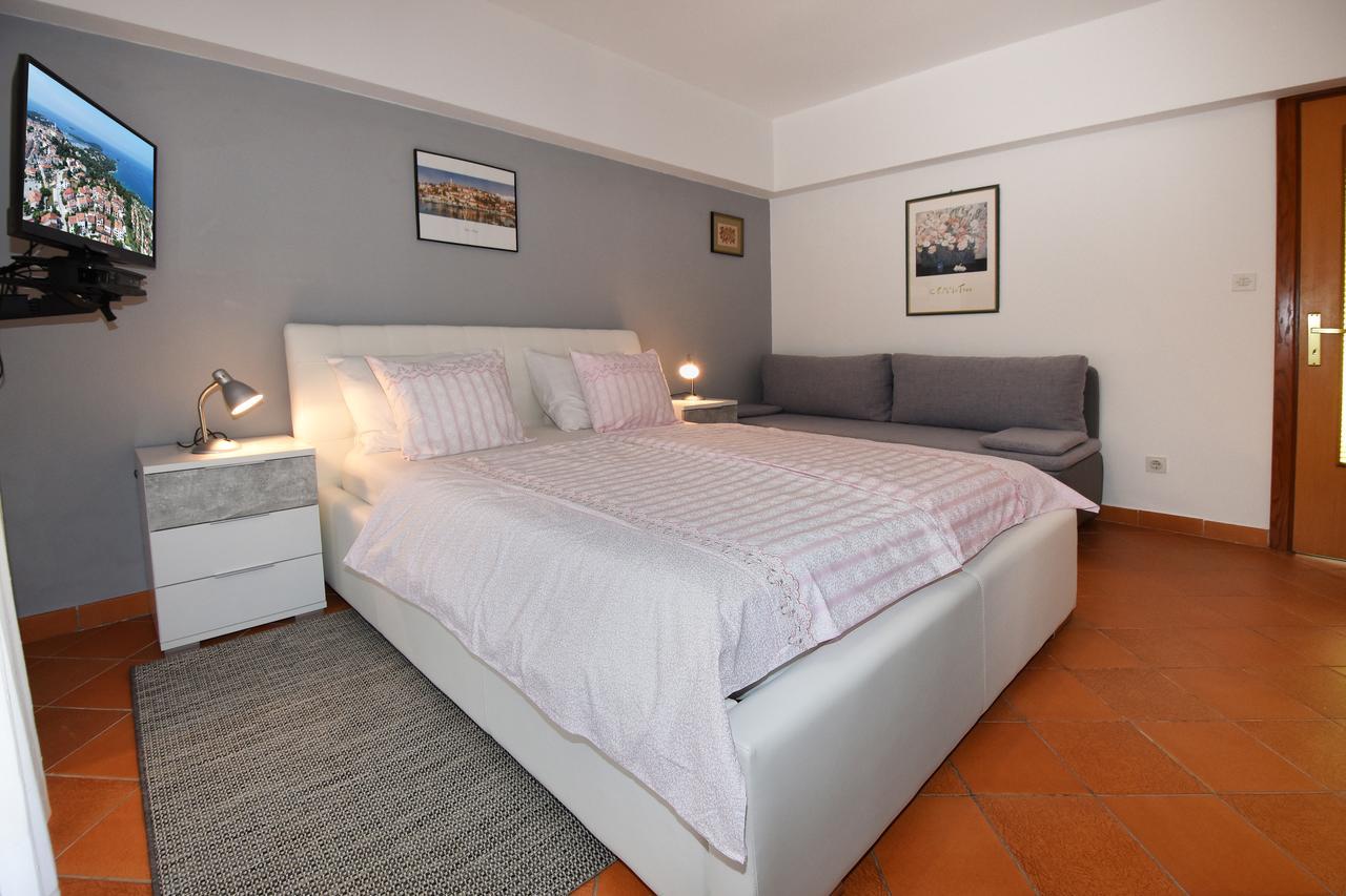 Apartment Sambris No 1 弗尔萨尔 外观 照片